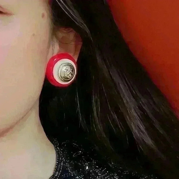 Vintage anchor  earrings red white gold colors - Picture 9 of 13